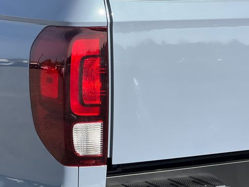 Used 2022 Honda Ridgeline RTL-E image 45