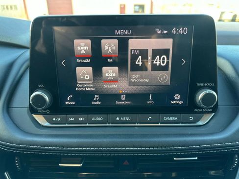 Used 2021 Nissan Rogue SV image 20