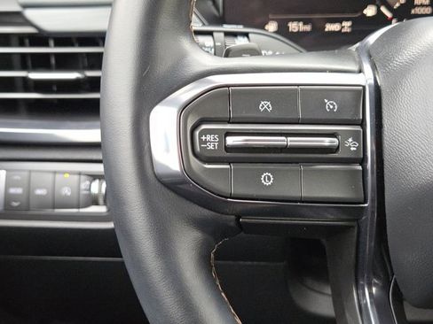 Certified 2025 GMC Acadia AT4 AWD/4WD image 16