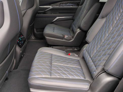 Used 2025 Cadillac Escalade IQ Luxury 1 AWD/4WD image 20