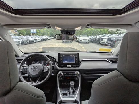 Used 2022 Toyota RAV4 XLE w/ Convenience Package AWD/4WD image 38