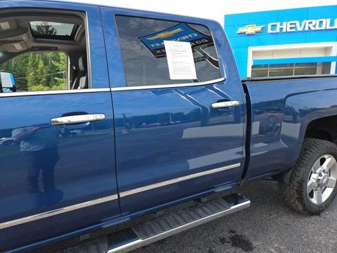 Used 2018 Chevrolet Silverado 2500 High Country AWD/4WD image 46