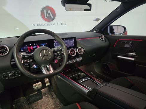 Used 2025 Mercedes-Benz GLA 35 AMG 4MATIC image 14