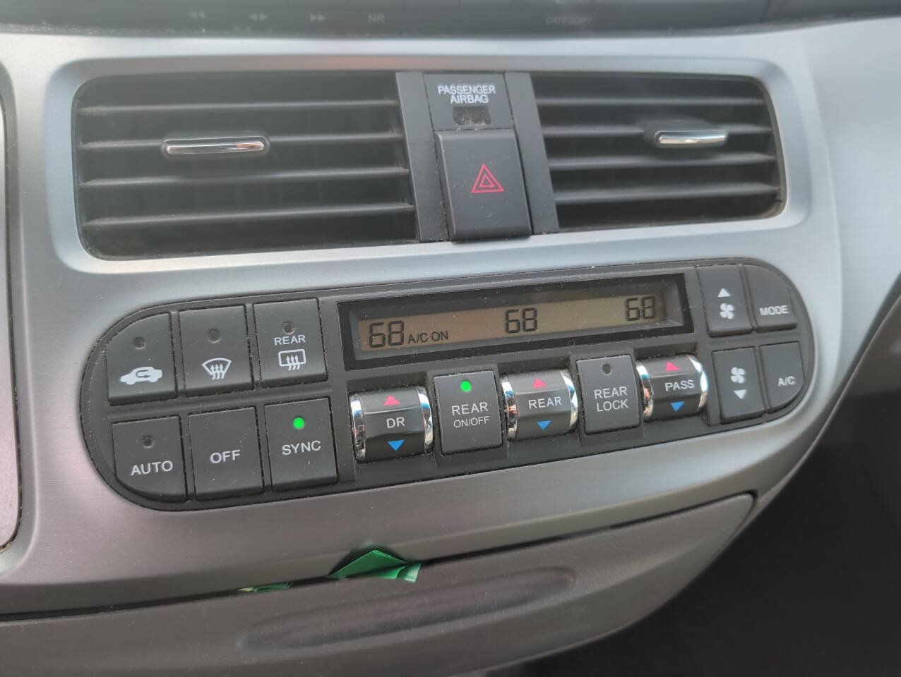 Used 2010 Honda Odyssey EX-L image 36