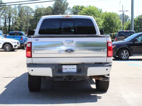 Used 2015 Ford F250 Platinum w/ FX4 Off-Road Package AWD/4WD image 7