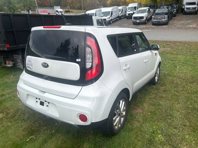 Used 2017 Kia Soul + FWD image 4