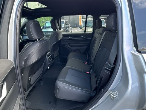 New 2026 Jeep Grand Cherokee Laredo X RWD image 15