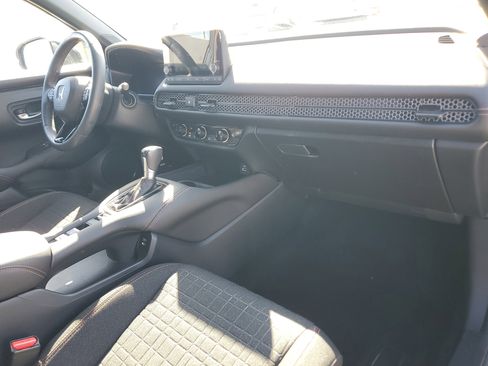Used 2024 Honda HR-V Sport image 13
