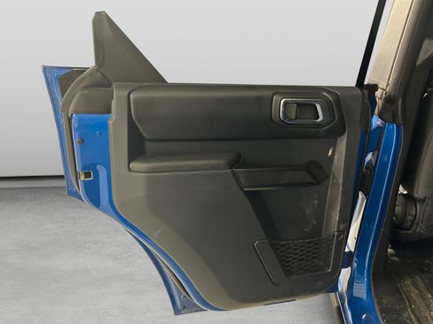 Certified 2025 Ford Bronco Badlands AWD/4WD image 15