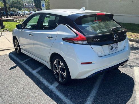 Used 2019 Nissan Leaf SV Plus w/ SV All Weather Package FWD image 4