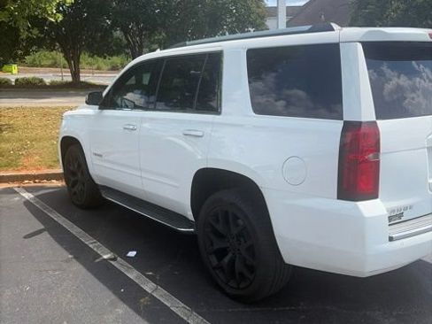 Used 2019 Chevrolet Tahoe Premier RWD image 4