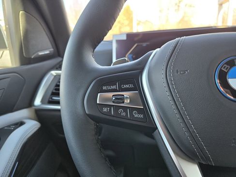 New 2026 BMW X5 xDrive50e w/ Premium Package AWD/4WD image 29