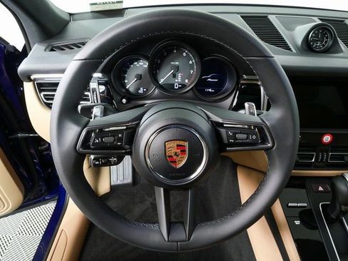New 2026 Porsche Macan image 9