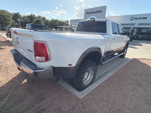 Used 2018 RAM 3500 Laramie w/ Convenience Group AWD/4WD image 10