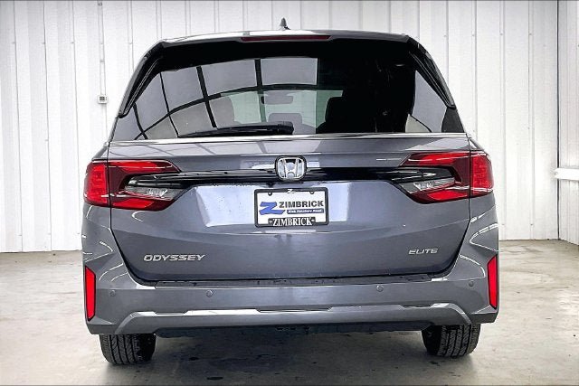 New 2027 Honda Odyssey Elite image 4