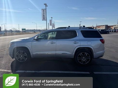 Used 2018 GMC Acadia Denali w/ Technology Package image 9