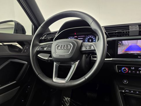 Certified 2025 Audi Q3 2.0T Premium w/ Convenience Package AWD/4WD image 39