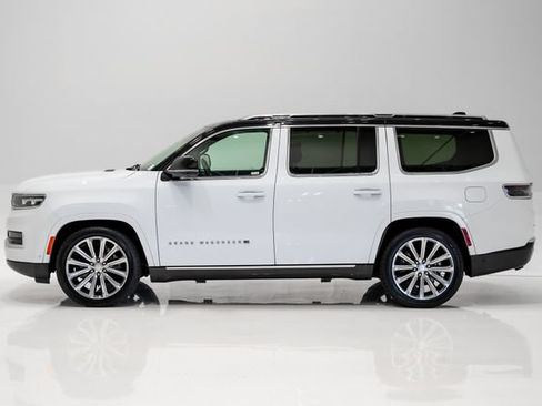 Certified 2023 Jeep Grand Wagoneer Series II AWD/4WD image 27