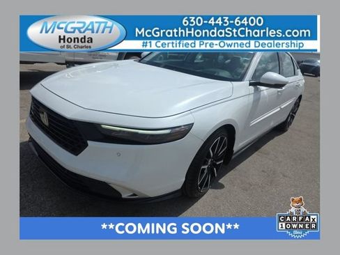 Used 2024 Honda Accord Touring image 1