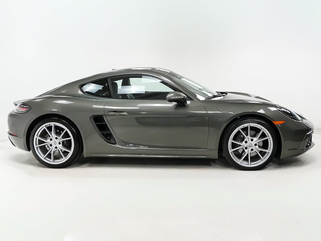 Certified 2025 Porsche 718 Cayman RWD image 9