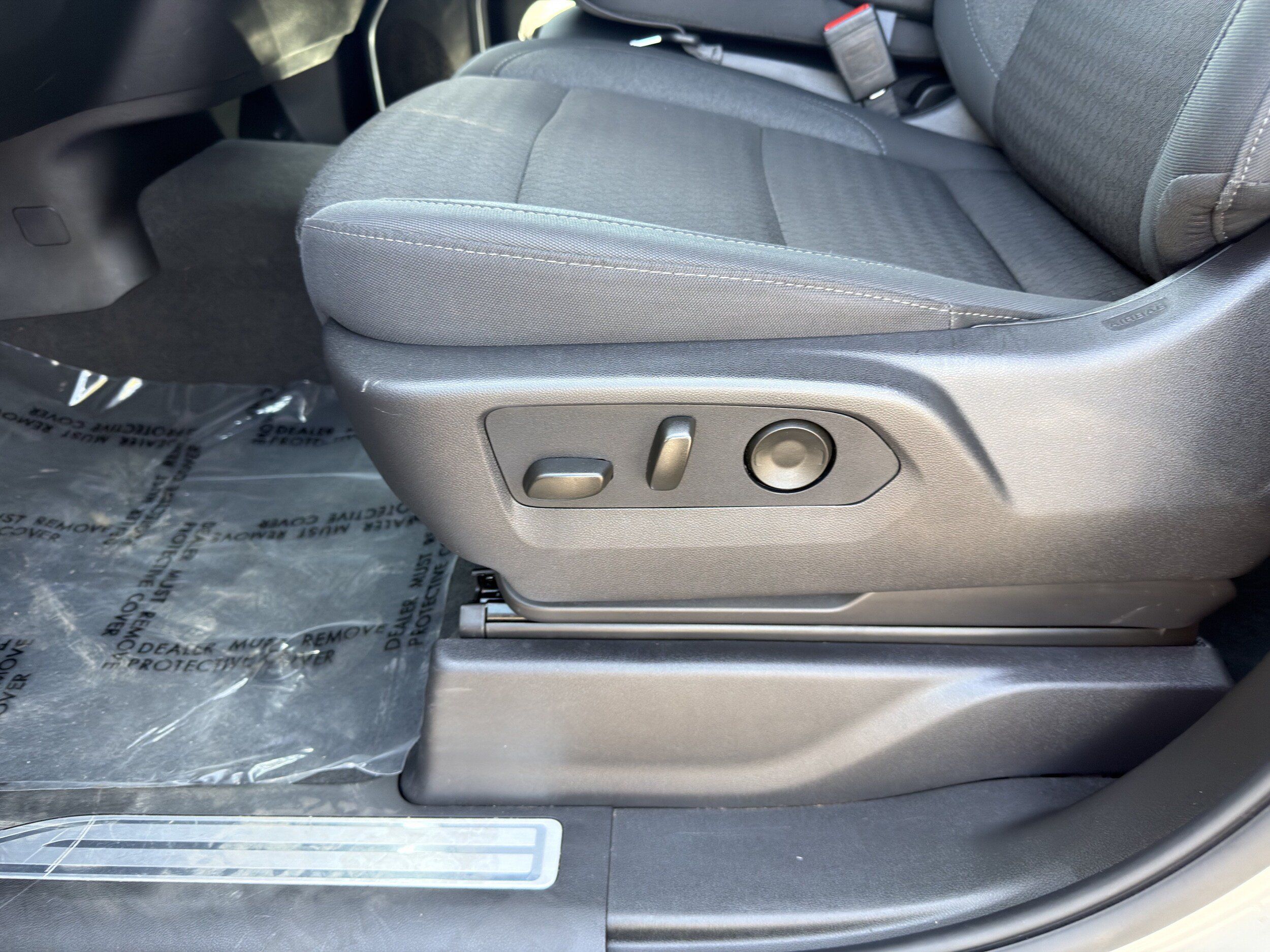 Used 2026 Chevrolet Silverado 1500 RST RWD image 31