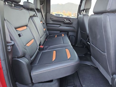 Used 2023 GMC Sierra 1500 AT4 w/ Technology Package image 33