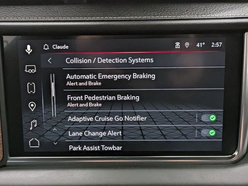 Used 2024 GMC Yukon Denali Ultimate image 11