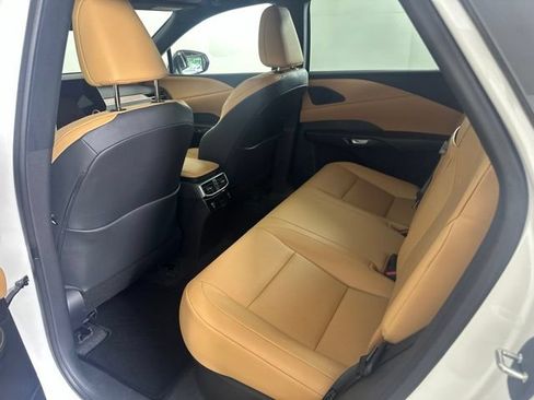 Used 2025 Lexus RX 350 Premium w/ Convenience Package AWD/4WD image 19