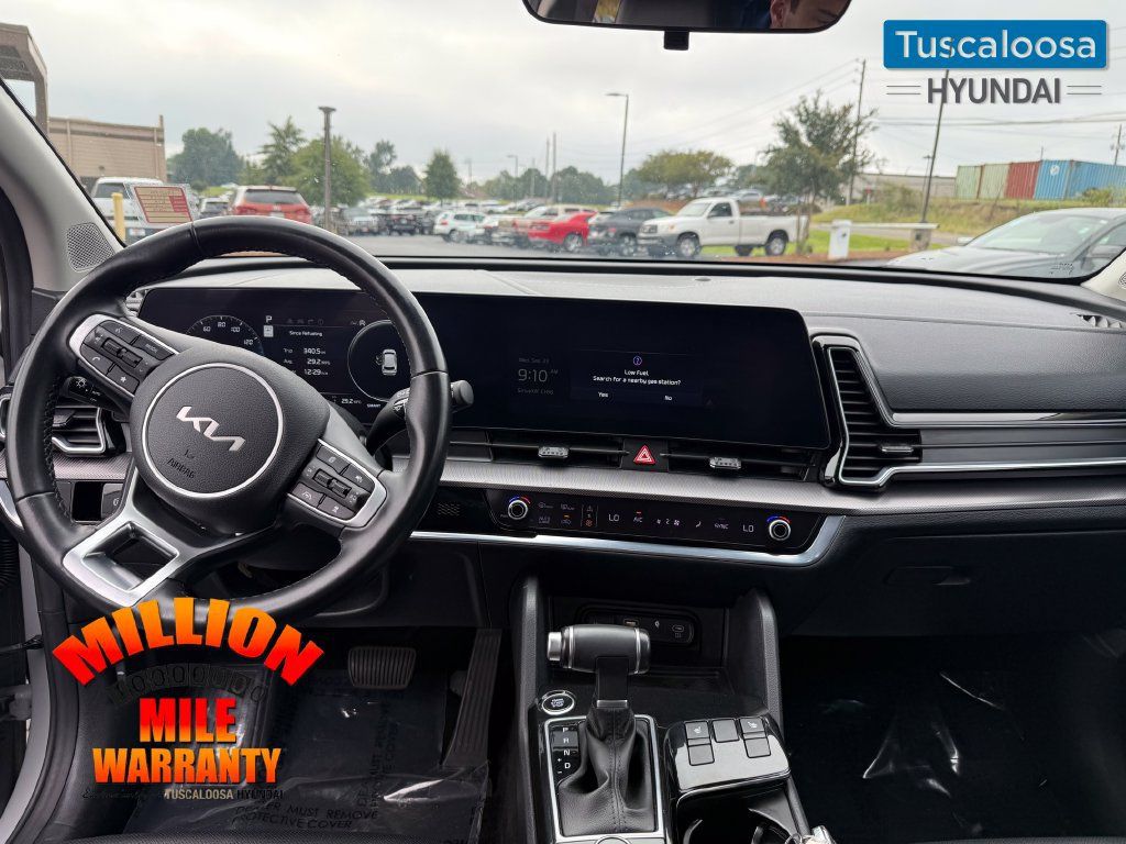 Used 2023 Kia Sportage SX FWD image 9