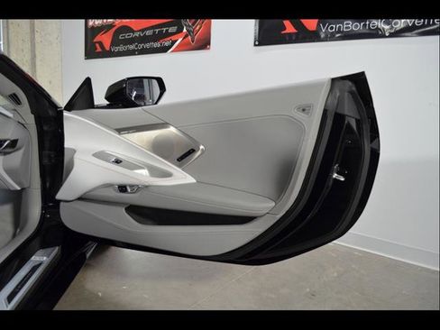 New 2026 Chevrolet Corvette Stingray Premium Conv w/ Z51 Performance Package RWD image 22