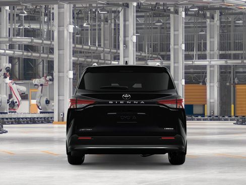 New 2026 Toyota Sienna Limited AWD/4WD image 8