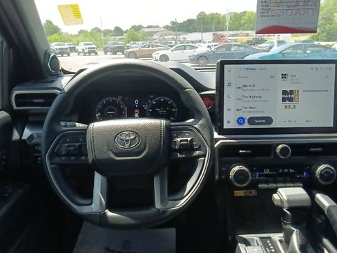 Used 2025 Toyota 4Runner TRD Off-Road Premium w/ Tow Technology Package AWD/4WD image 26