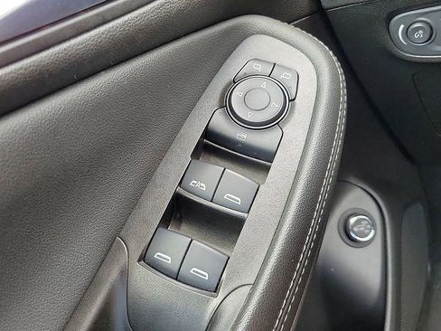 Used 2022 Buick Encore GX Select image 13