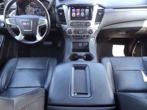 Used 2018 GMC Yukon SLT AWD/4WD image 15