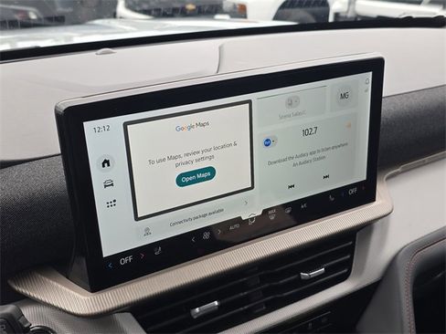 Used 2025 Ford Explorer Active w/ Active Comfort Package image 25