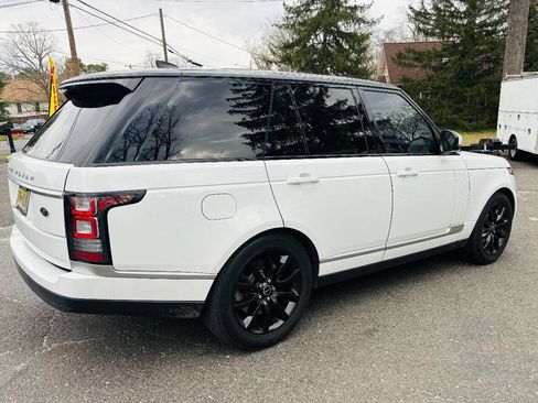 Used 2017 Land Rover Range Rover HSE image 5