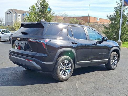 Used 2025 Chevrolet Equinox LT image 6