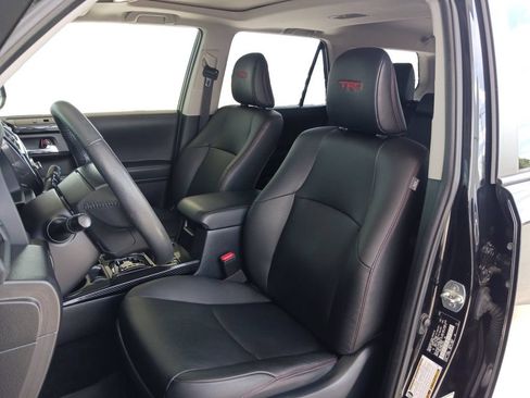 Used 2024 Toyota 4Runner TRD Off-Road Premium w/ Moonroof Package AWD/4WD image 28