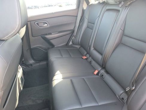 Certified 2021 Nissan Rogue SL w/ Premium Package image 19