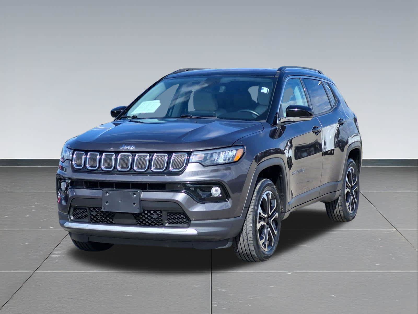 Used 2022 Jeep Compass Limited w/ Sun and Sound Group AWD/4WD image 10