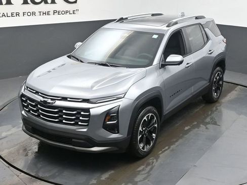 New 2026 Chevrolet Equinox LT w/ Convenience Package II image 23