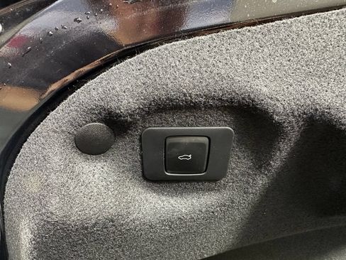 Used 2020 Lincoln MKZ Reserve w/ Elements Package AWD/4WD image 7