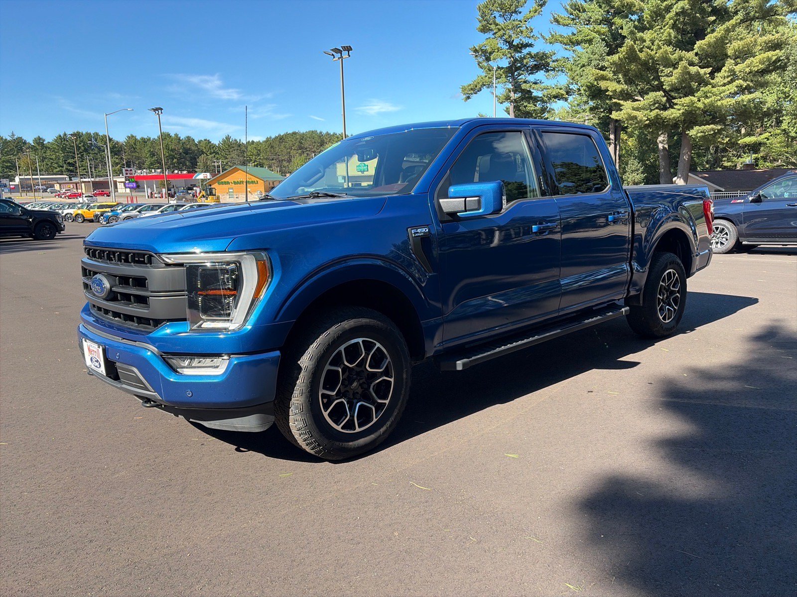 Used 2022 Ford F150 Lariat w/ Equipment Group 502A High AWD/4WD image 3