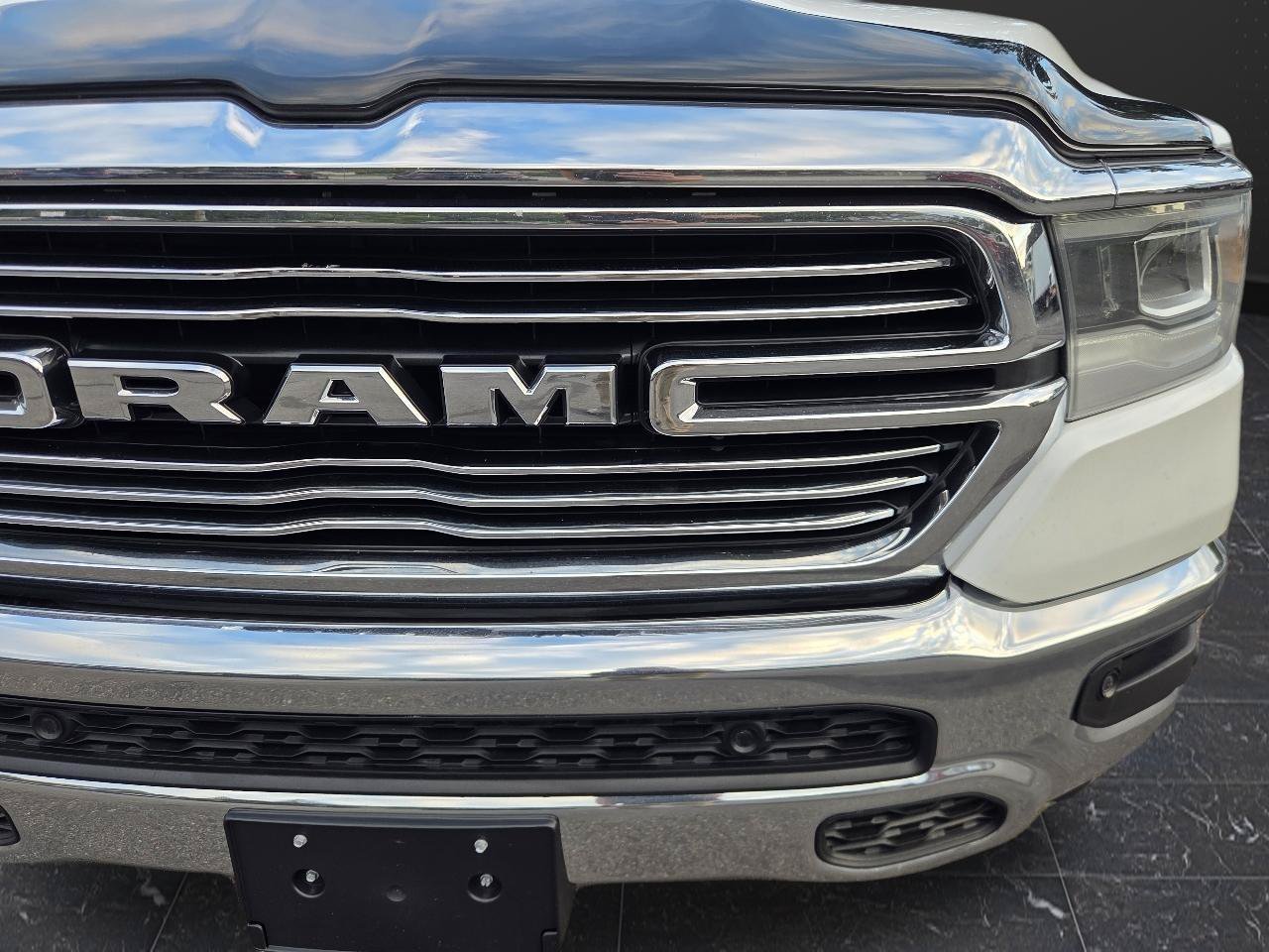 Used 2022 RAM 1500 Laramie AWD/4WD image 36