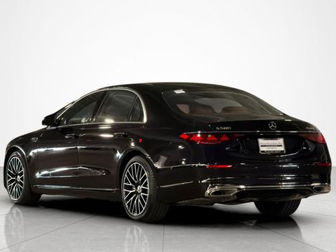 New 2027 Mercedes-Benz S 580 4MATIC Sedan image 3