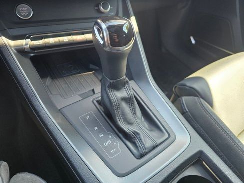 Used 2020 Audi Q3 2.0T Premium Plus image 33