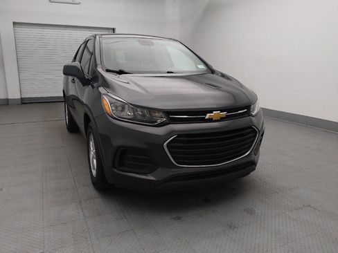 Used 2020 Chevrolet Trax LS w/ Tint and Cruise Package image 14