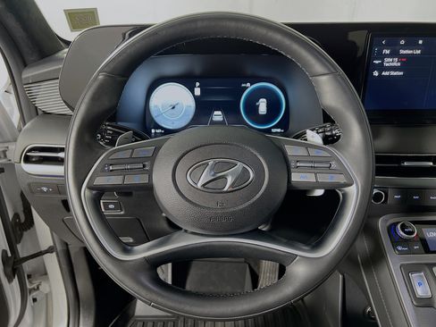 Used 2025 Hyundai Palisade Calligraphy AWD/4WD image 12