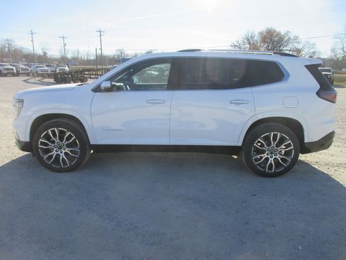 New 2026 GMC Acadia Denali Ultimate image 9