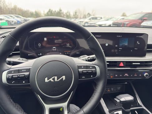 Used 2025 Kia K5 EX image 15